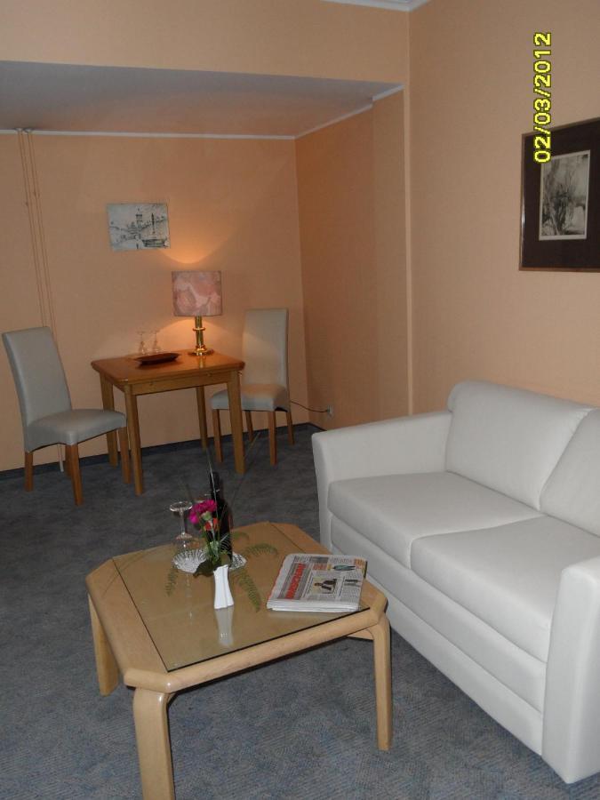 Wiking Hotel Хенщед-Улцбург Екстериор снимка
